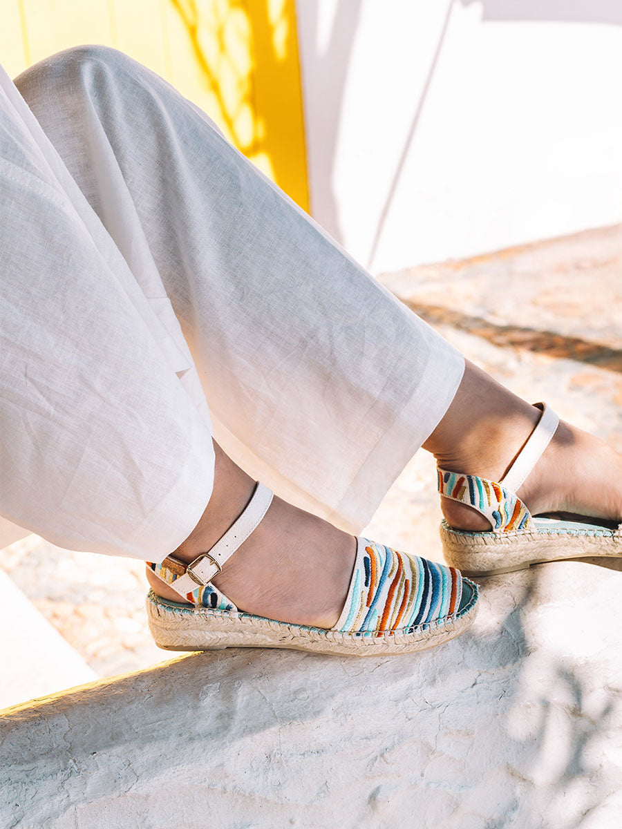 WOMEN'S EMBROIDERED ESPADRILLES WITH ADJUSTABLE ANKLE STRAP | GARBET