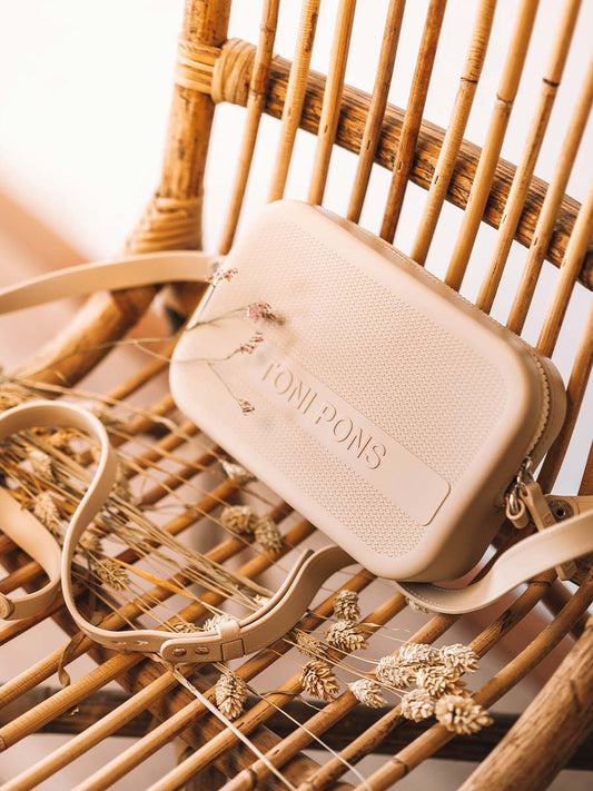 RUBBER SHOULDER BAG IN CRUDO COLOUR -GINGER