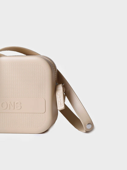 RUBBER SHOULDER BAG IN CRUDO COLOUR -GINGER